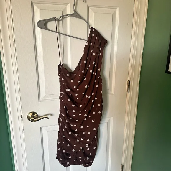 Abercrombie & Fitch Brown One-Shoulder Polka Dot Dress - Picture 4 of 4